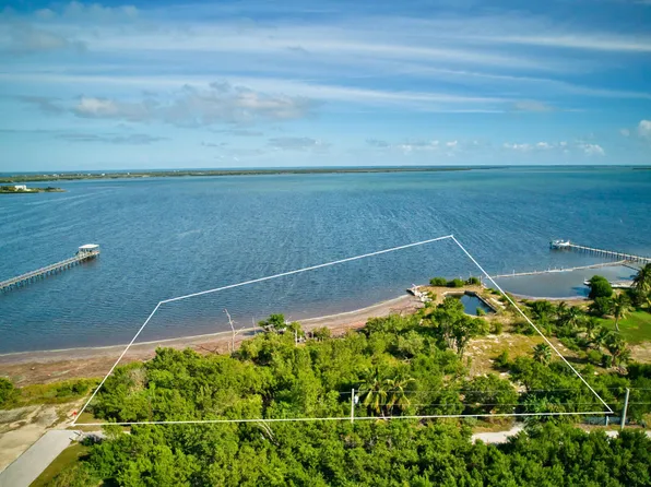 1261 Avenue A, Big Pine Key, FL 33043