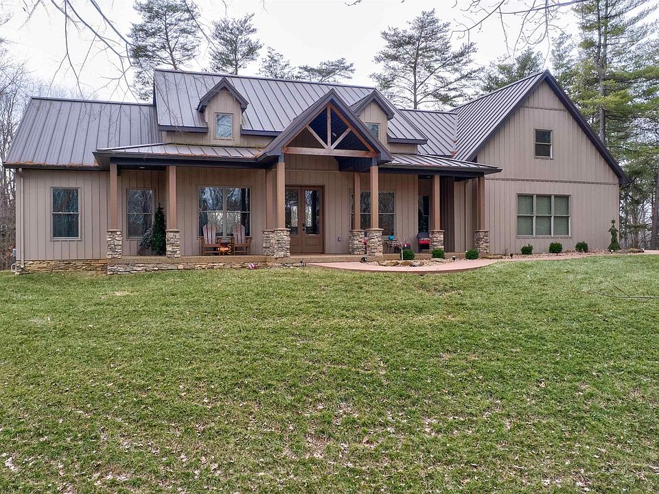 1st image of 722 S Melchoir Dr W