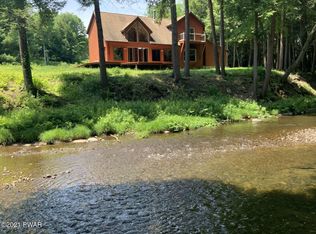 1134 Creek Dr, Prompton, PA 18456