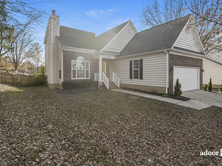 9609 Kenneth Oren Dr — Photo 1