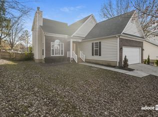 9609 Kenneth Oren Dr, Charlotte, NC 28213