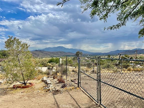 3rd image of 52390 Alta Dena Dr
