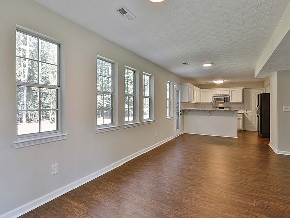 2nd image of 60 Portage Ln