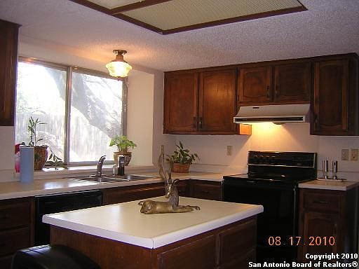 3rd image of 8347 Timber Bough St