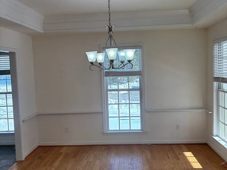 6088 Rothwell Ln — Photo 5