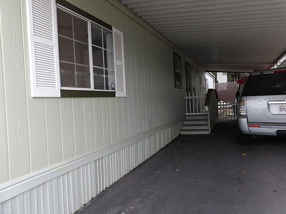 2nd image of 6004 Shovelers Ln