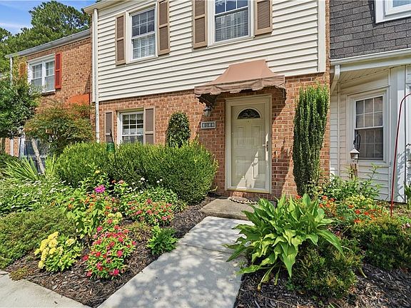 2nd image of 1822 Durham W