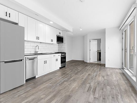 2nd image of 39-04 29th St #6B