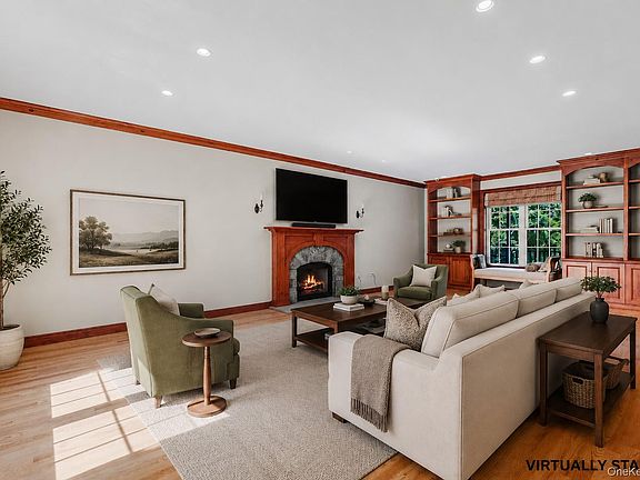 3rd image of 635 Milltown Road