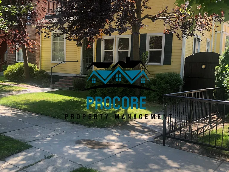 1207 W Washington St — Photo 97