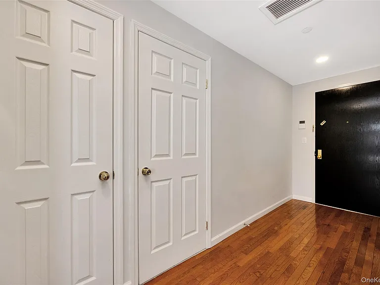 14836 89th Ave #4B — Photo 15