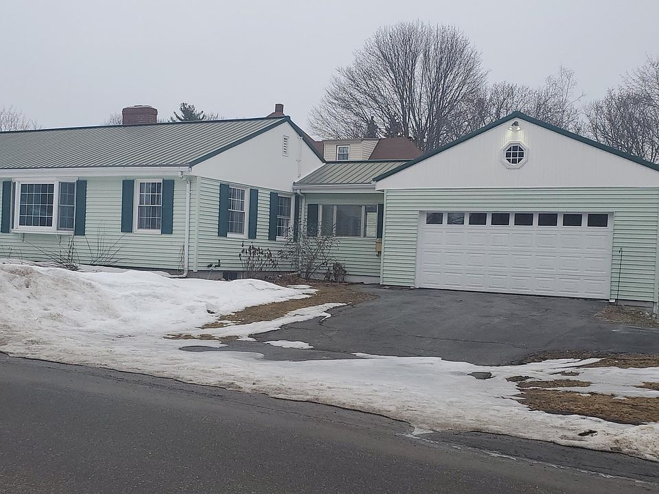 1st image of 123 Pennell St