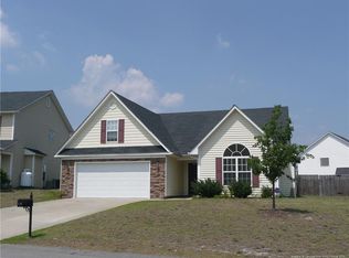 1200 Grackle Dr, Fayetteville, NC 28306