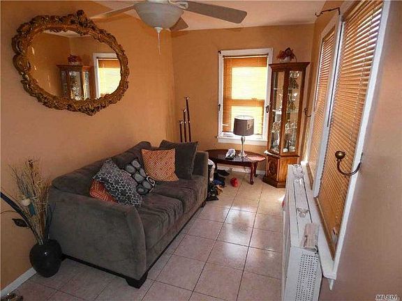 3rd image of 529 Woodbine St