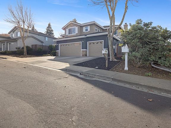 2nd image of 514 Mccall Drive