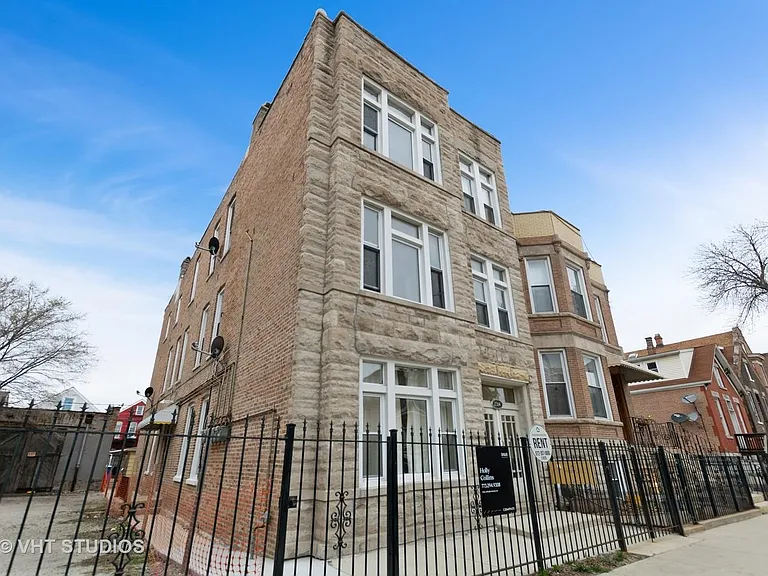 2354 S Albany Ave #1-F — Photo 1