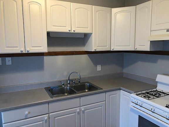 5th image of 5654 N Melvina Ave