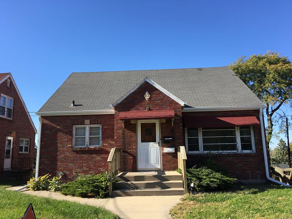 1st image of 1955 Clarke Dr