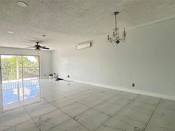3rd image of 3360 Spanish Moss Ter APT 403