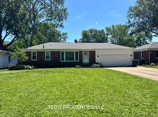 37845 Lorie Blvd, Avon, OH 44011