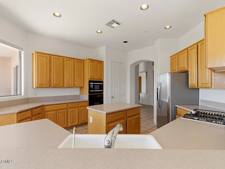 9331 E Mark Ln — Photo 12