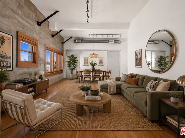 8 Brooks Ave APT 13