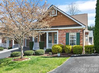 25 Old Pasture Way, Laurel Park, NC 28739