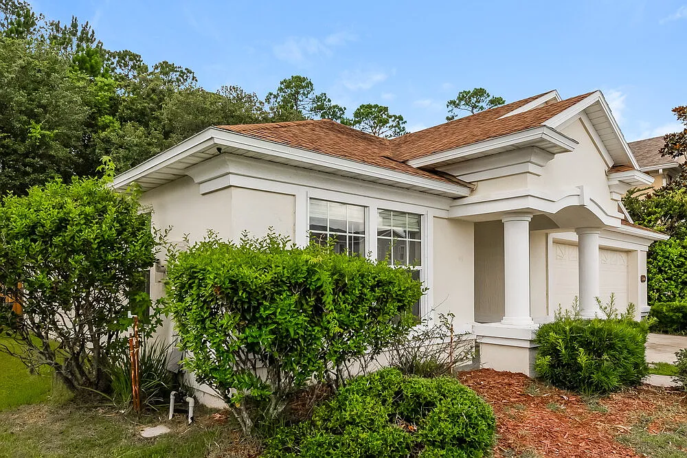 3 bed, 2.0 bath, 1646 sqft, $2,165 — Photo 3