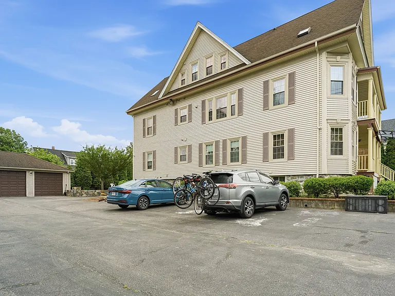 31 Church St #31 — Photo 16