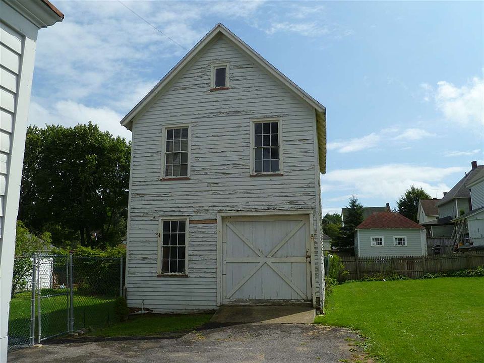 2nd image of 96 Prospect Ave