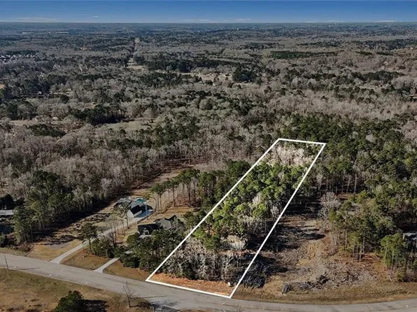 815 N Moseley Dr #3, Stockbridge, GA 30281