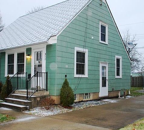 2nd image of 311 Hawthorne St