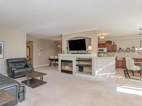 4th image of 4363 Black Oak Ln