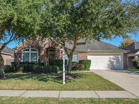 2nd image of 4416 Blossomwood Dr