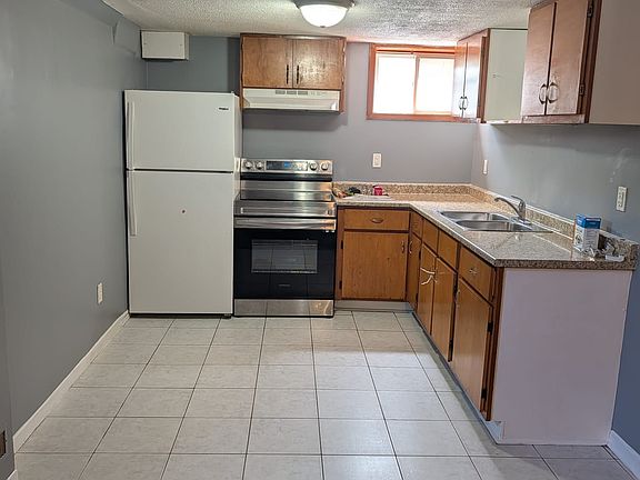 2nd image of 163 McMurchy Ave S #Basement