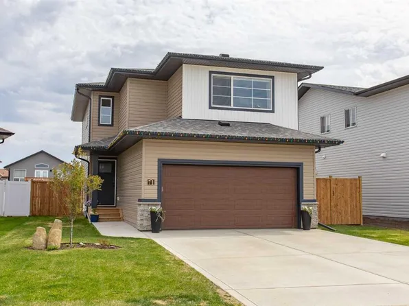 71 SW Bardwell Way, Sylvan Lake, AB T4S 0V4