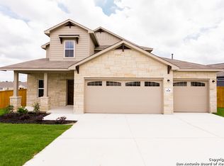 6640 Bowie Cv, Schertz, TX 78108