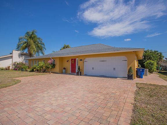 2nd image of 27969 Temple Terrace Dr