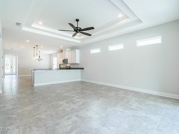 4th image of 3246 GREEN LEAF Way