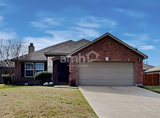 605 Azalea Dr, Fate, TX 75087