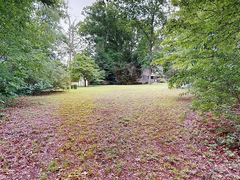5803 Hall St — Photo 2