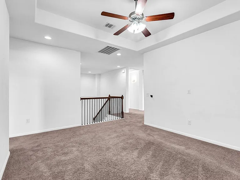 2907 Zelma Dr — Photo 22