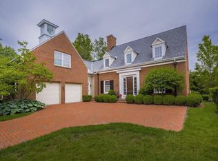 46 Pickett Pl, New Albany, OH