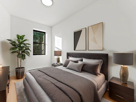 5th image of 484A 7th Ave APT 1