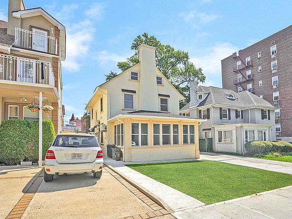 4th image of 8415 118th St