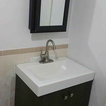 5th image of 200 Newbury Ave APT 1