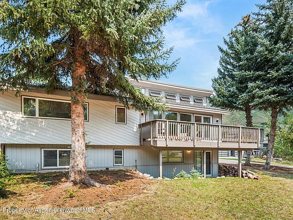2nd image of 1275 Snowbunny Ln #2