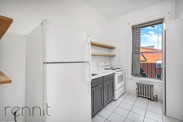 Rented by Rennit Inc. | media 36