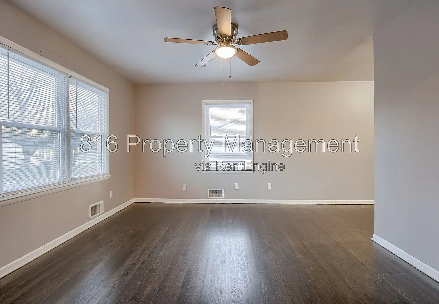3 bed, 1.5 bath, 1085 sqft, $1,550 — Photo 2