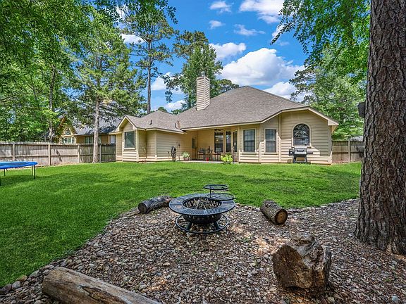 5th image of 12295 Pegasus Dr